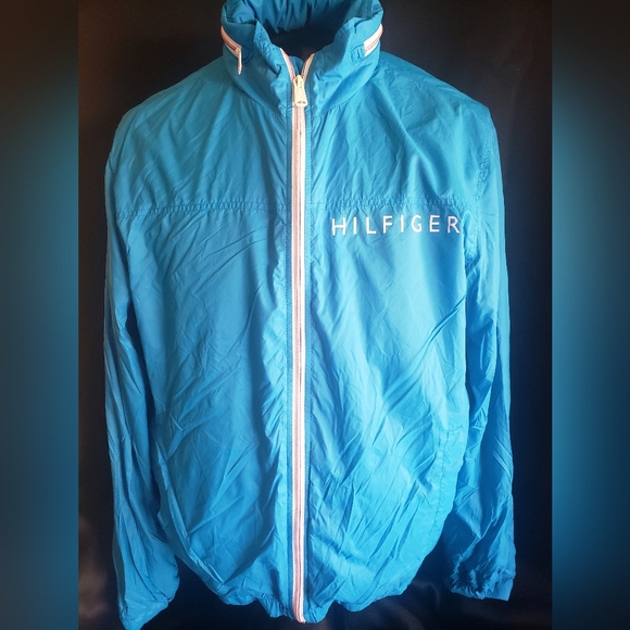 Tommy Hilfiger Water Resistant  Windbreaker size Large.   FF140 - Picture 1 of 7